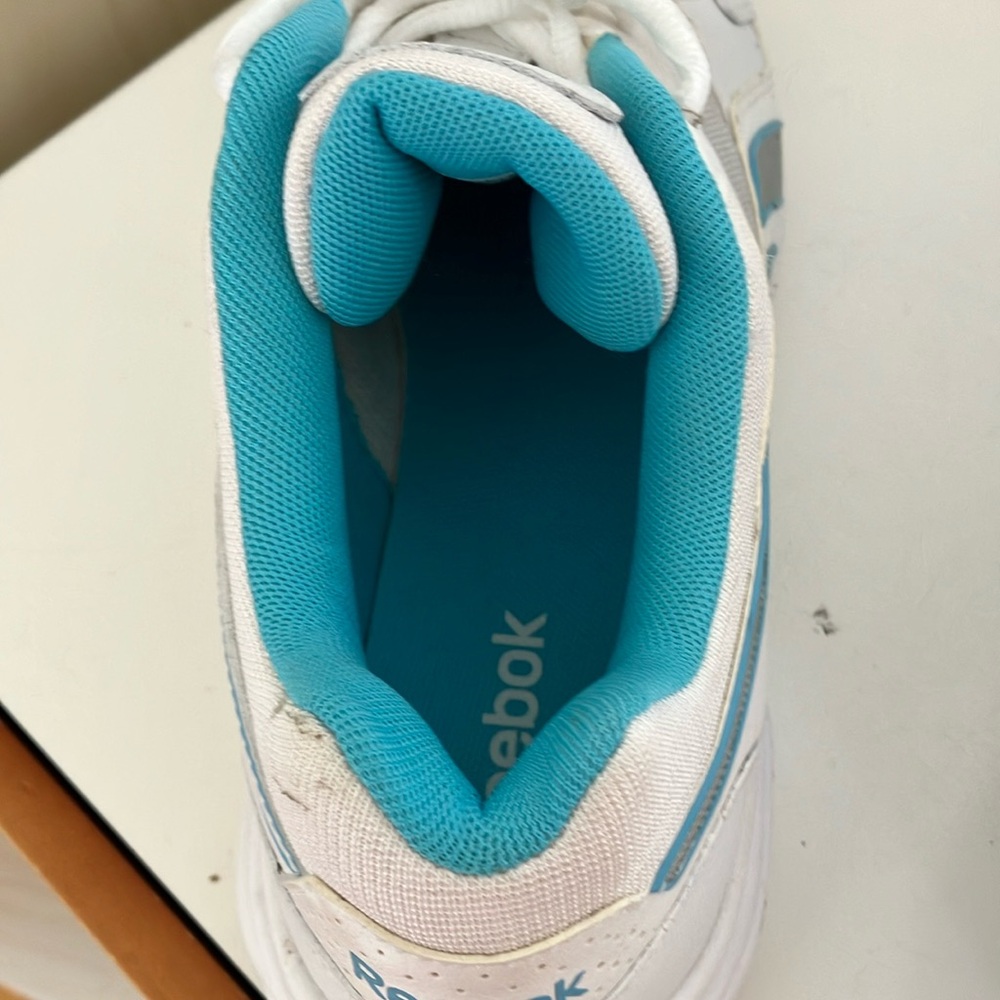 Reebok White and Teal DMX MAX Walking Sneakers - Picture 4 of 5